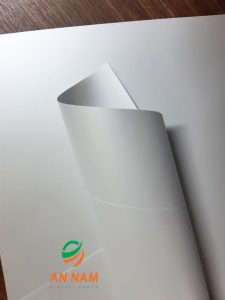 giấy nhựa ánh nhũ
